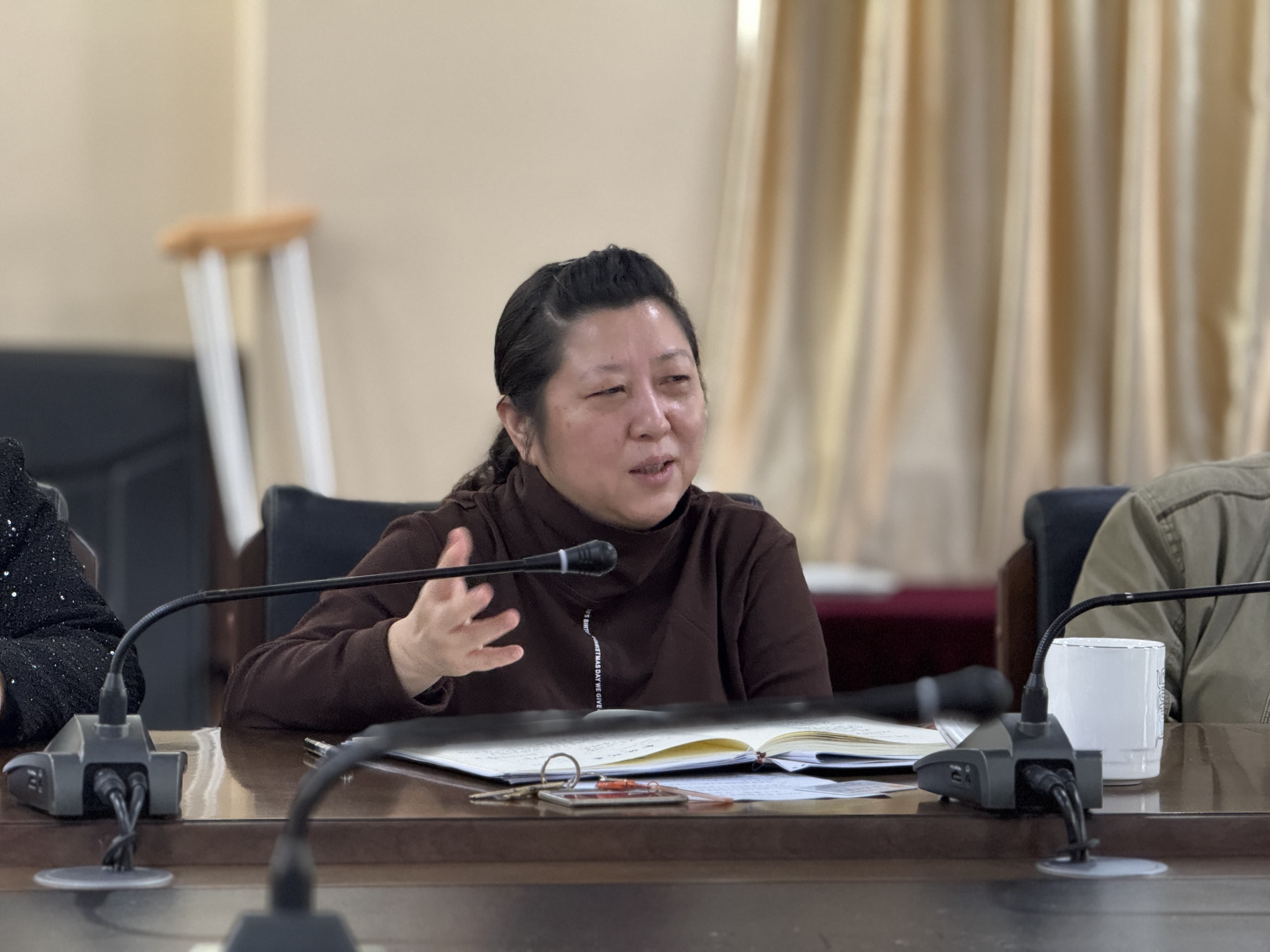 1.学院党委书记黄珊珊讲话