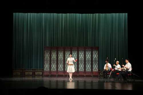 7. 京韵大鼓《遣晴雯》-1