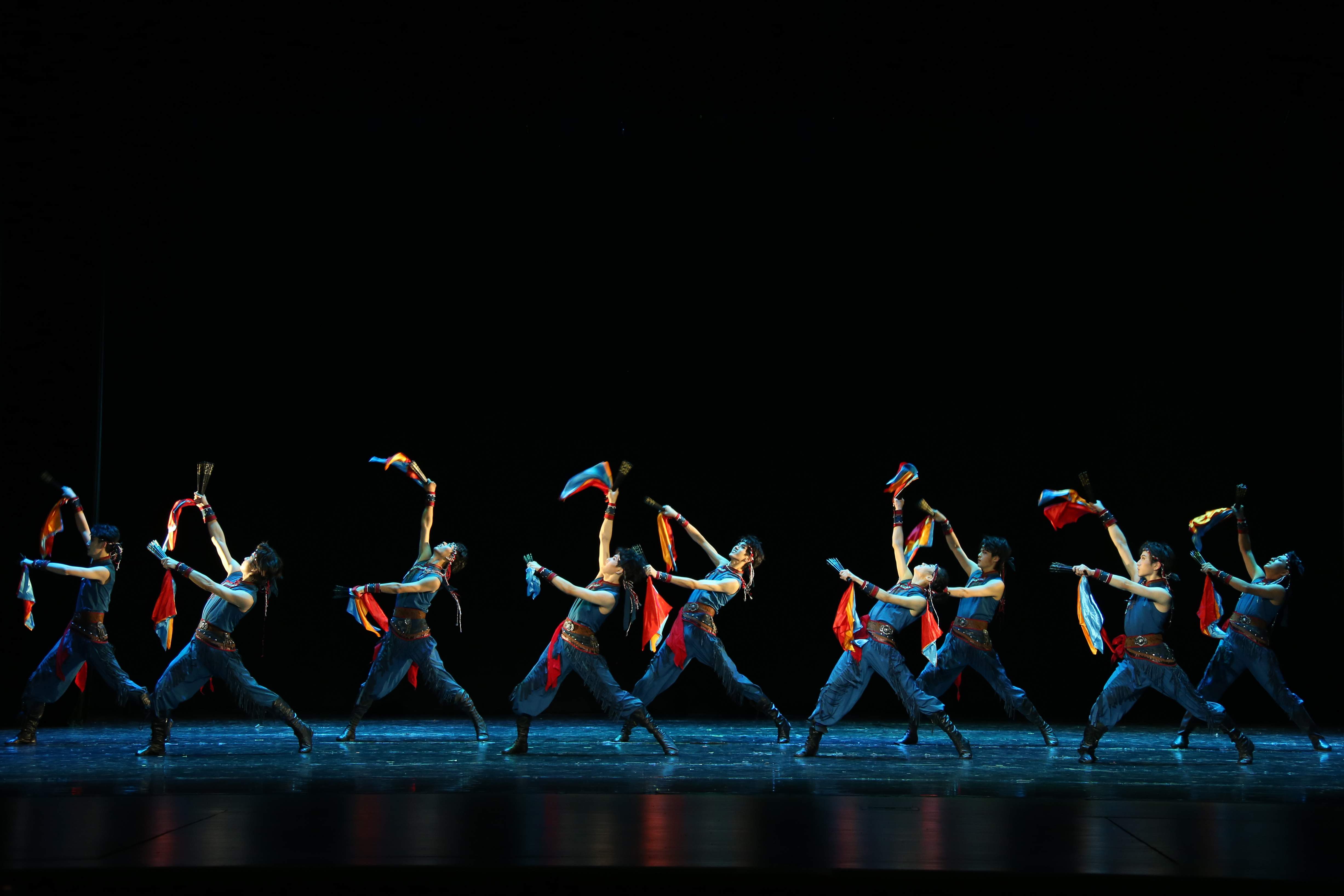 二、4. 蒙古族筷子综合表演性组合-2.JPG