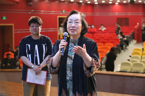 0-3著名京剧表演艺术家阎桂祥老师讲话