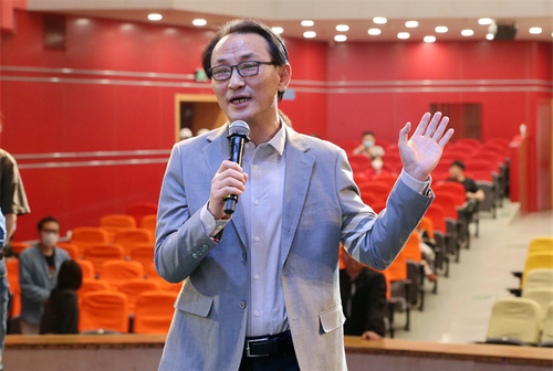 0-5著名指挥家李刚老师讲话