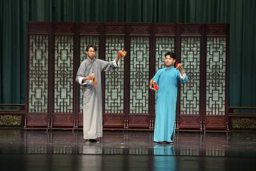 1. 快板书《三打白骨精》-1