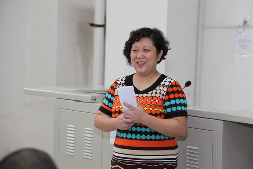 1.副院长黄珊珊致欢迎词_调整大小