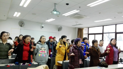 3团体游戏环节_调整大小