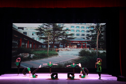 31京表2014班—葫芦丝演奏—《北戏清晨》_调整大小