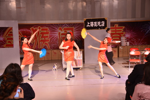 10小  品《上海新滩》_调整大小