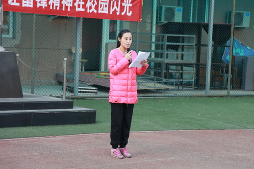 7、学生干部代表高职影视2015班李楠同学发言_调整大小