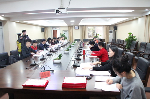 3黑龙江委培专业评委培训_调整大小