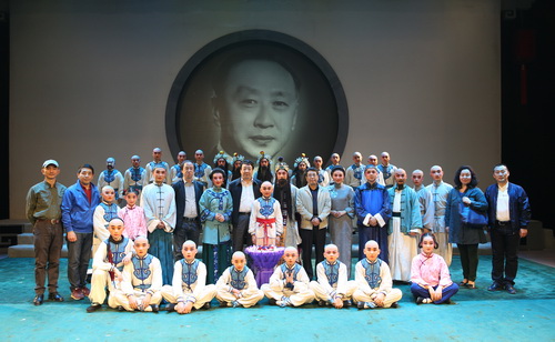 8合影_调整大小