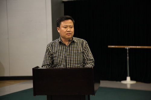 07赛务组负责人王雷老师讲话_调整大小