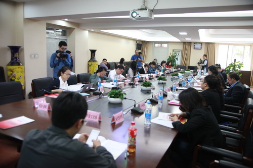 4大赛新闻通气会_调整大小