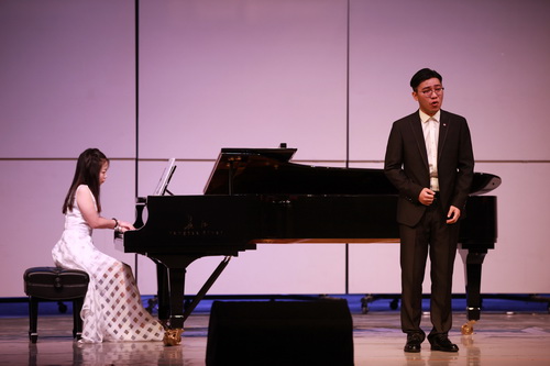 4比赛现场_调整大小