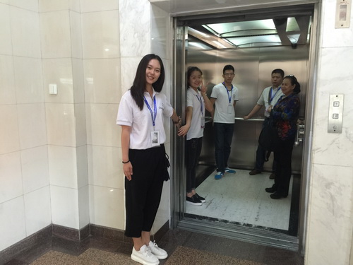 4志愿者在行动_调整大小