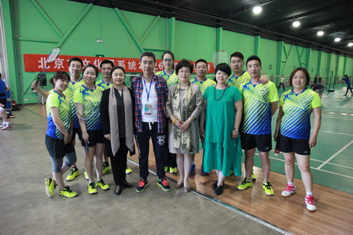 1全体合影_调整大小