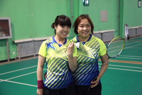 2获得女双冠军的郭文花、解娜_调整大小