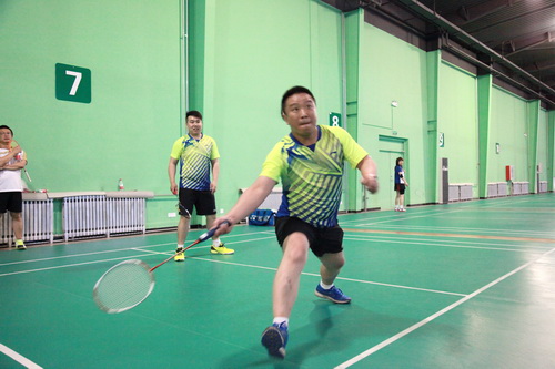 6男双选手秦伟、张磊_调整大小