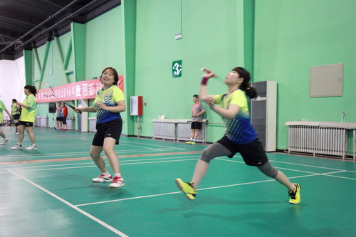 7女双选手郭文花、解娜_调整大小