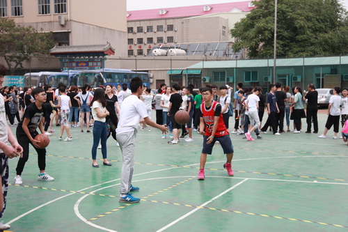 定点投篮—传球_调整大小