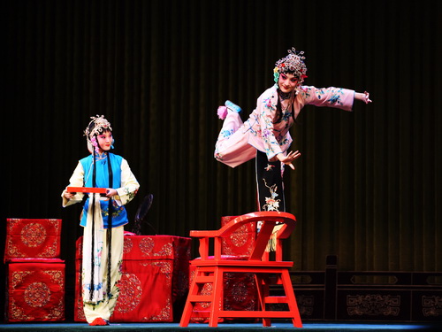 二等奖《挂画》作者：米保华_调整大小