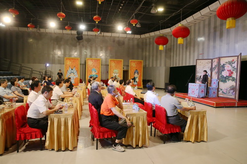 9听评书《红楼梦》_调整大小