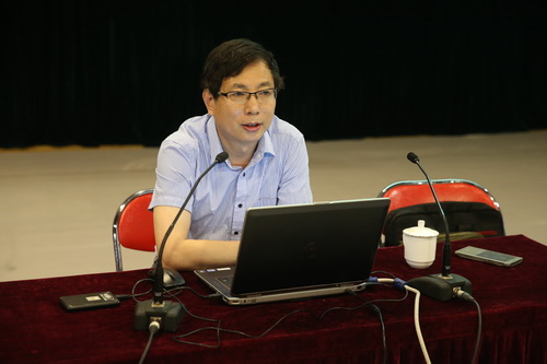 8李昶教授给学员们上第一节课_调整大小