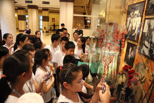 12梨园剧场观摩_调整大小