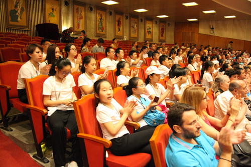 13梨园剧场观摩_调整大小