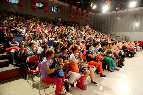 8 开班仪式现场_调整大小