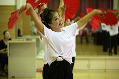 5 舞蹈四班学员精彩展示_调整大小