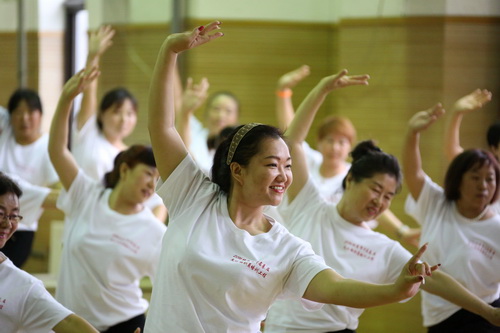 6 舞蹈五班学员精彩展示_调整大小
