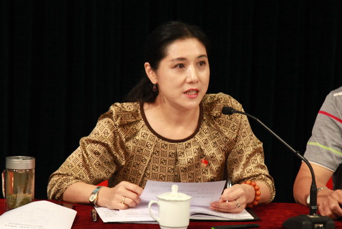 3 副院长许翠讲话_调整大小