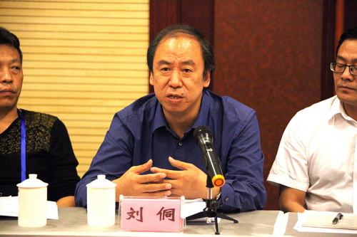 3 院校代表学院院长刘侗发言_调整大小