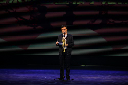 18北京市文化局党组副书记、副局长吕先富讲话_调整大小