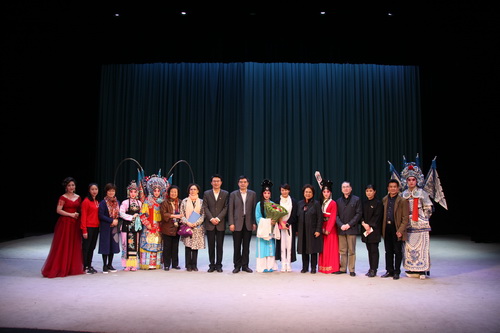 13合影_调整大小