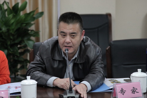 17专家张正秋对演出进行点评_调整大小