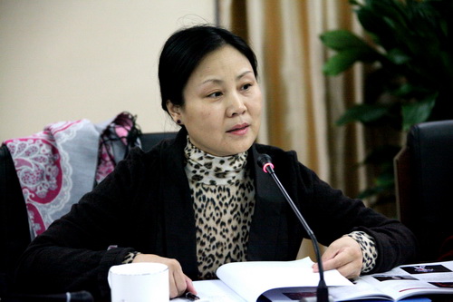 11河北梆子表演艺术家王洪玲对演出进行点评_调整大小