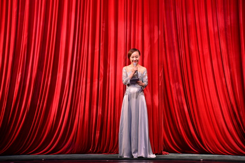 1北京戏曲艺术职业学院主持人李洋_调整大小