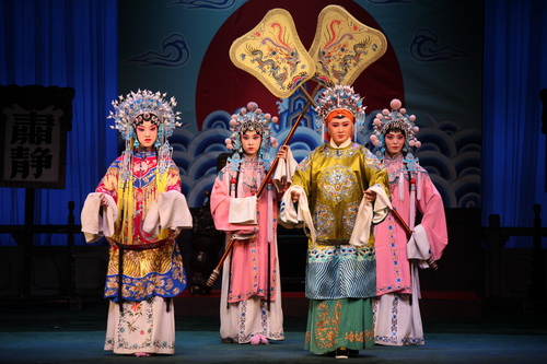 8剧照_调整大小