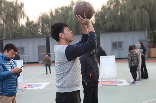 7定点投篮_调整大小