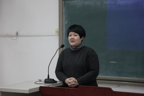 5 培训部主任王静介绍情况_调整大小