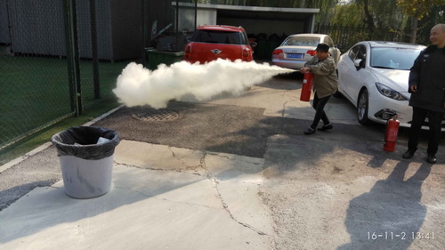 2、（2）保洁员培训_调整大小