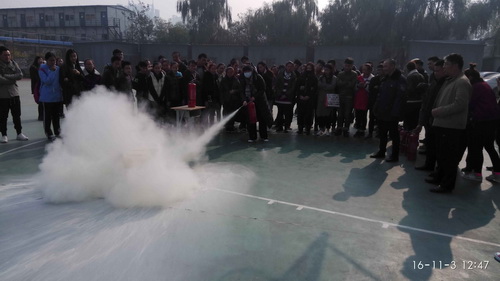 3、学生干部培训_调整大小