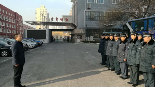 2保安经理李尧提工作要求_调整大小