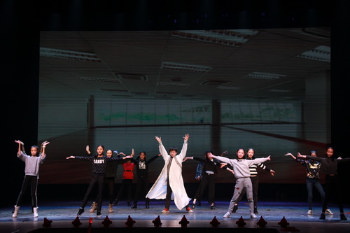 31民舞2015班小品《大话西游新传》_调整大小