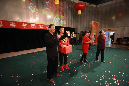 7黄平副院长抽奖7_调整大小