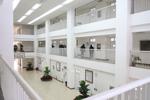 C63R5111_调整大小