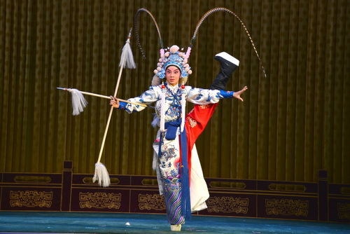 5许周熠演出照片_调整大小 5许周熠演出照片_调整大小