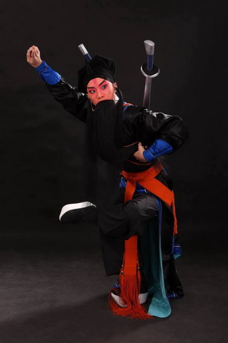 6许周熠演出照片_调整大小 6许周熠演出照片_调整大小