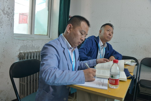 3二组专家_调整大小