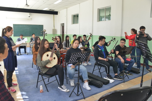 9地方戏曲系课堂_调整大小